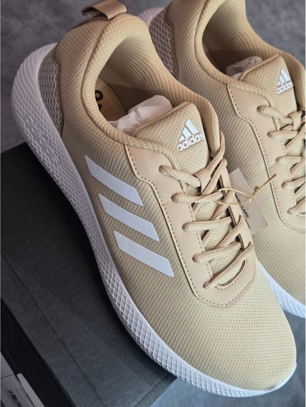 adidas Impulse SYN 3.0 - Beige / White (JJ5331) Men's 7.5 Women's 8.5 BRAND NEW